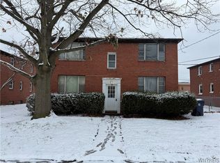 40 Eagan Dr, Buffalo, NY 14218