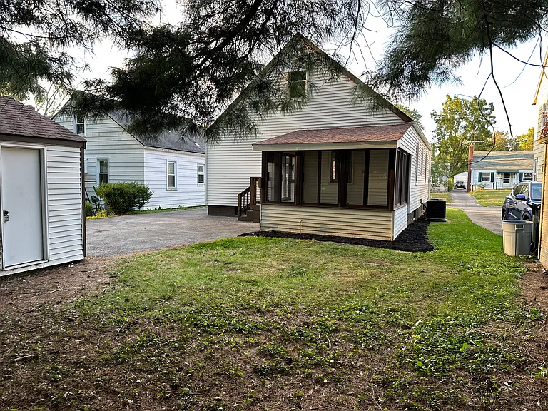 151 Clifton Dr — Photo 21