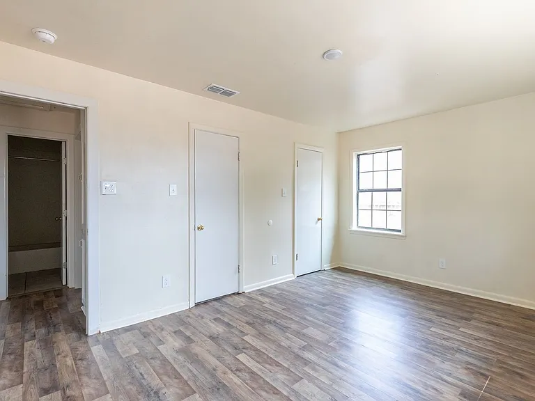 2233 Fannin St — Photo 12