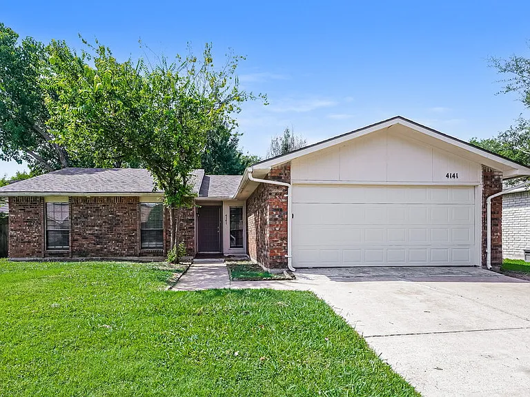 4141 Yellowleaf Dr — Photo 1
