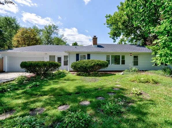 1514 N Washington St, Wheaton, IL 60187
