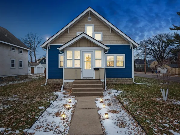 44 6th Ave N, Hopkins, MN 55343