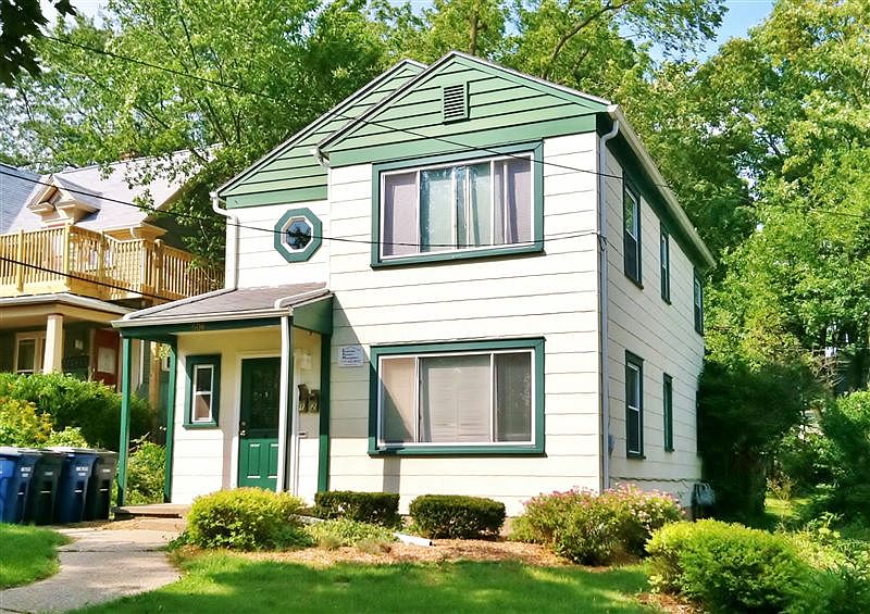 606 W. Summit