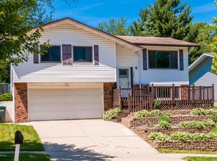 4207 3rd St NW, Rochester, MN 55901