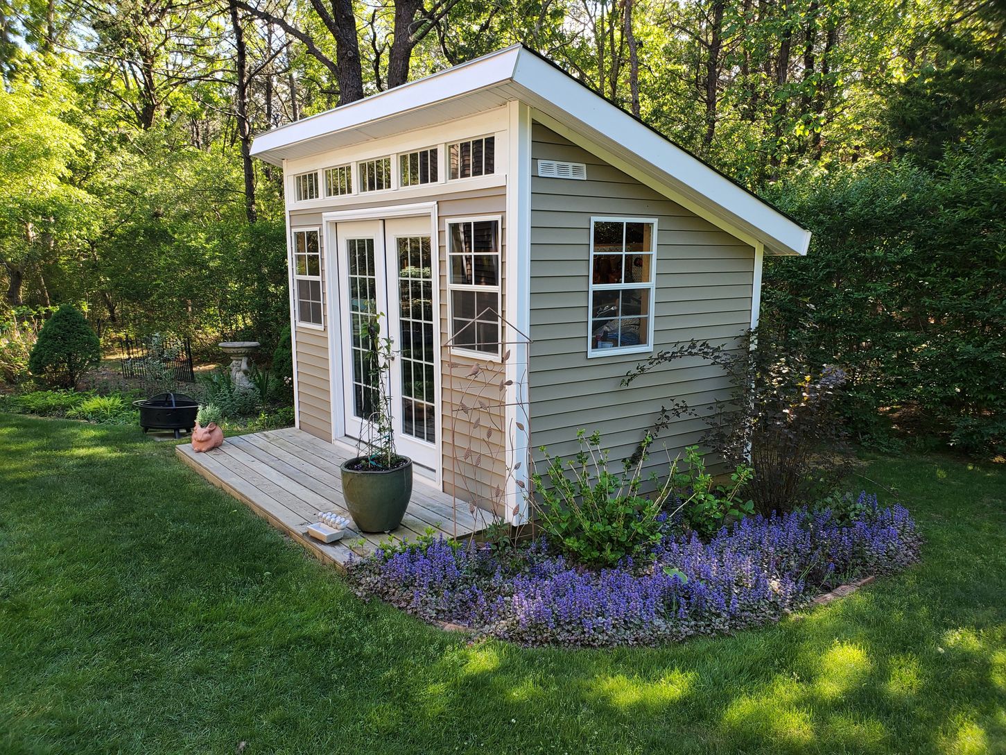  Gardner's Shed 10' x 8'