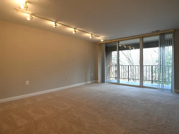 1403 Northgate Sq #3/1B, Reston, VA 20190