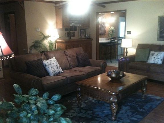 2nd image of 2479 Saint Simon Dr
