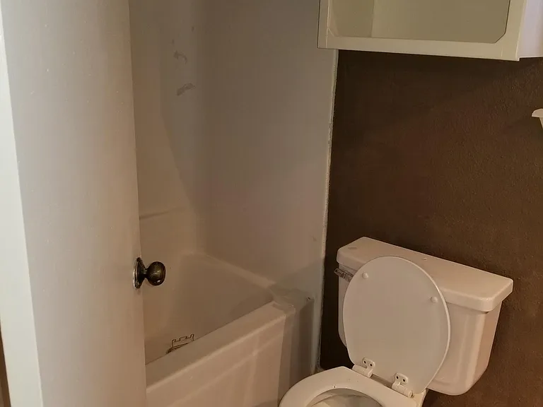 518 Walnut St — Photo 11