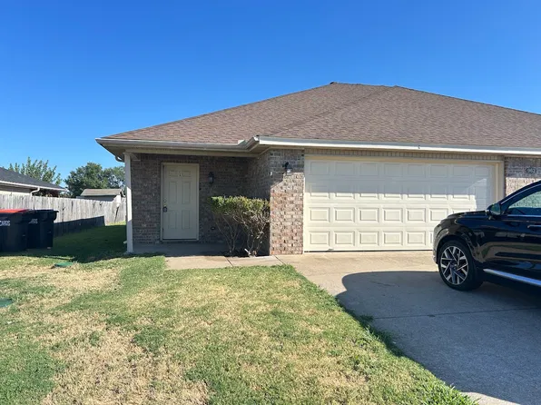 962A Remington Dr, Springdale, AR 72764