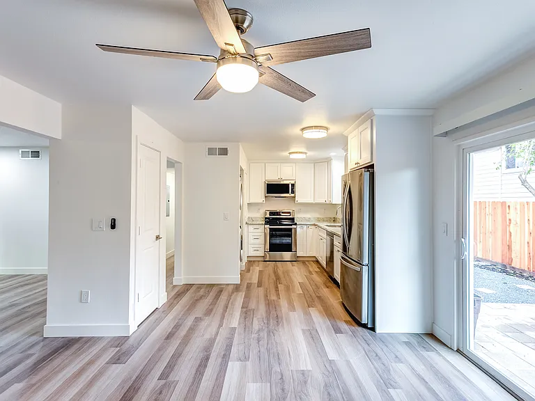2310 Buena Vista Ave #2334 — Photo 54