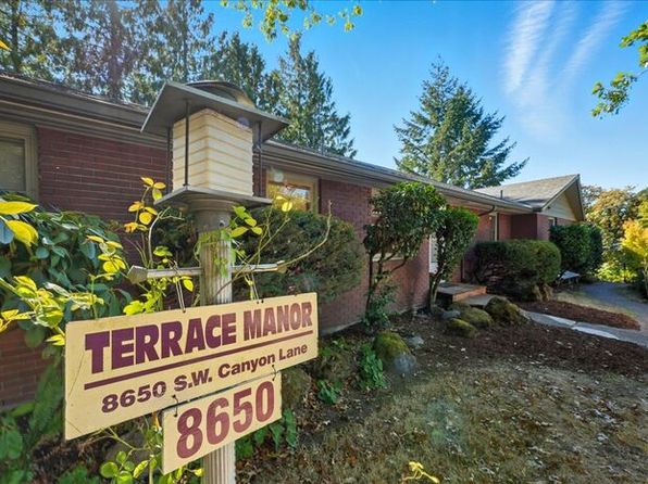 8650 SW Canyon Ln APT 2