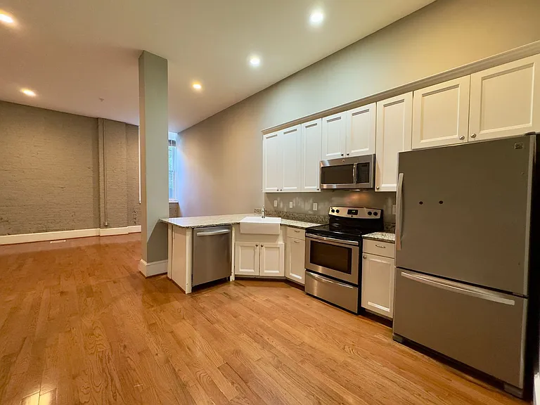 Apartment Units in Downtown, Baltimore, MD! — Photo 48