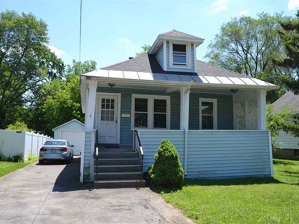 1st image of 8 Lincoln Ave