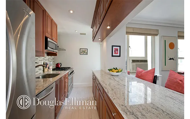 Sold by Douglas Elliman | media 4