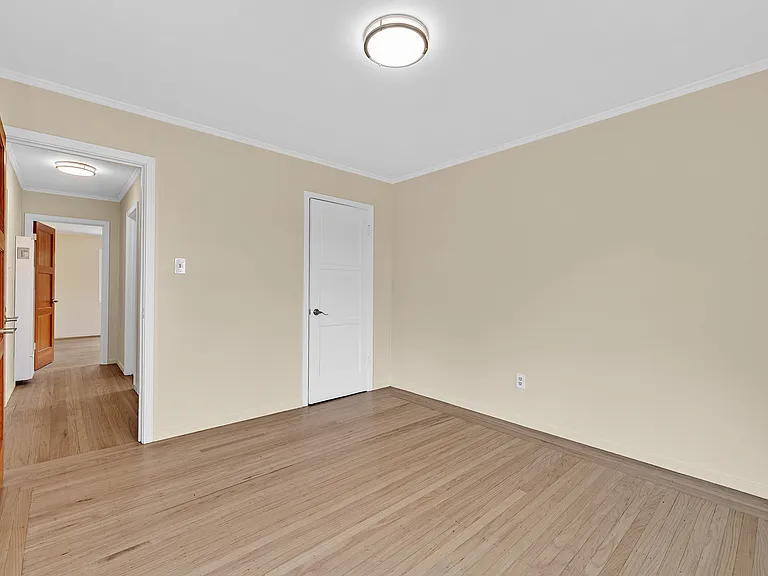 254 Los Altos Dr — Photo 13
