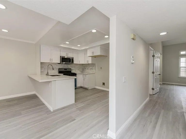 37 Wellesley #47 — Photo 23