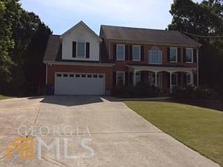 Beautiful home in Cul-de-sac