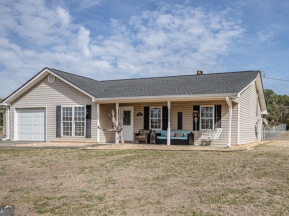 2nd image of 179 Couey Cir NE