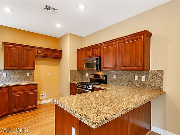 5th image of 85 Dixie Springs Ct