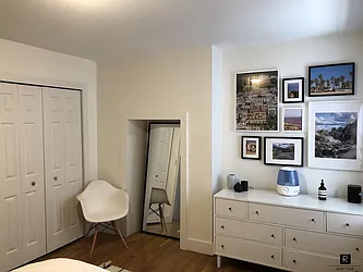 Rented by R New York