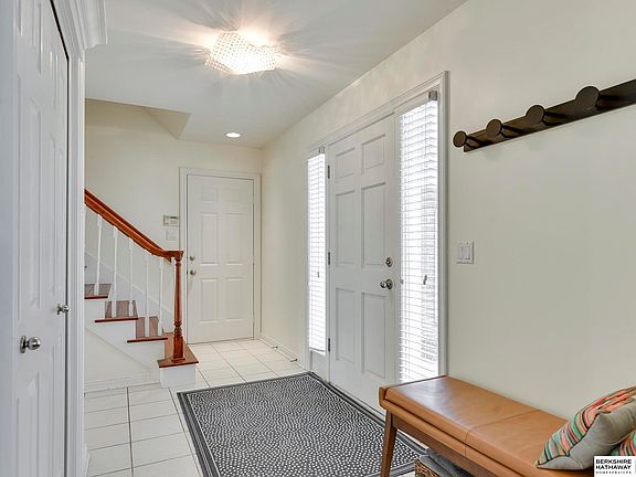 3rd image of 14011 Parker St