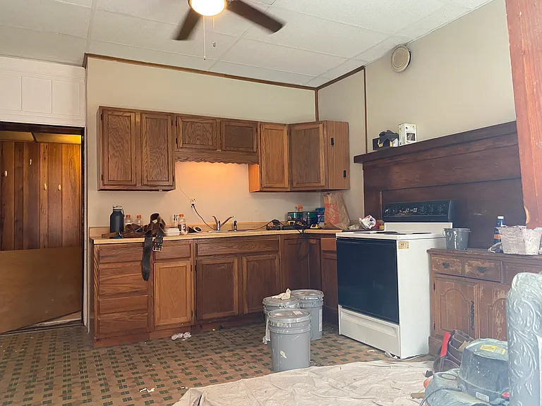 140 Church St #A — Photo 1