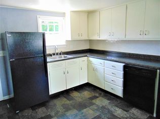 201 S Main St #4, Middlebury, IN 46540