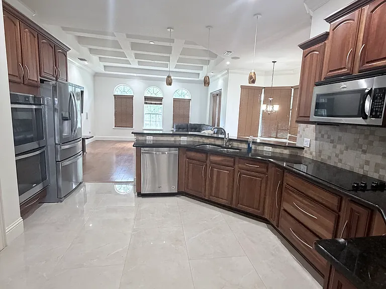 2006 Pirie Pl — Photo 25