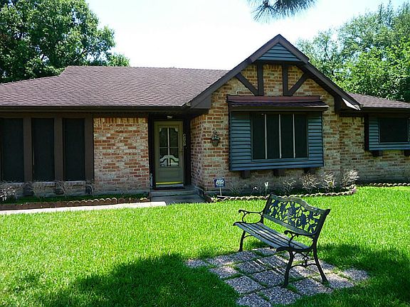 2nd image of 4307 Cinnabar Dr