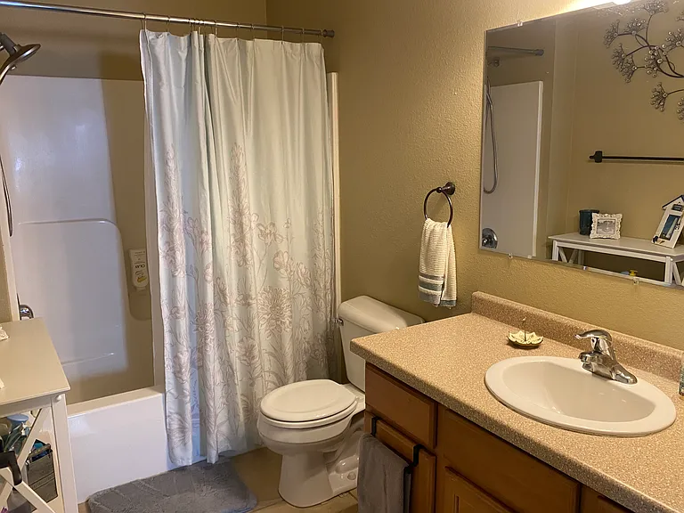 699 W Dekora St #A — Photo 14