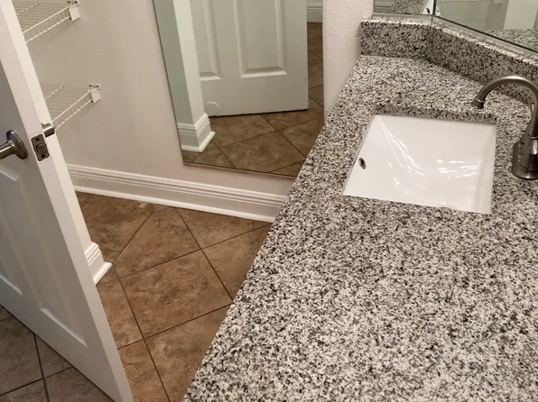 5610 Pinnacle Heights Cir APT 102, Tampa, FL 33624