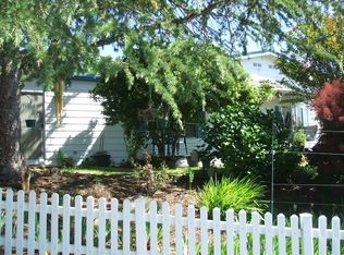 201 W Kristen Ct, Roseburg, OR 97471