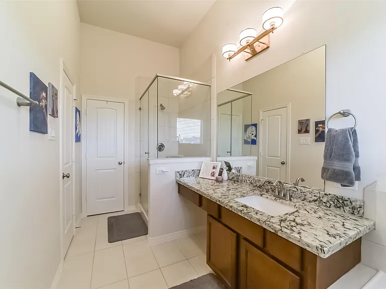 1517 Miles Oaks Pl — Photo 29