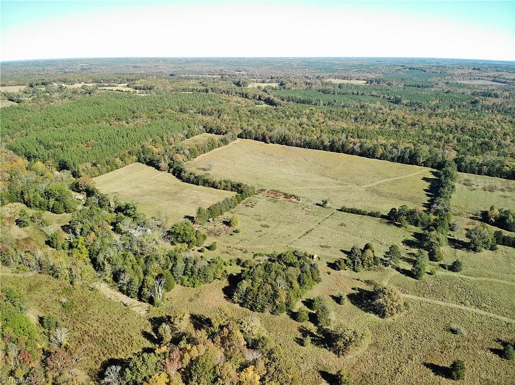 1240 Moschler Dr, Gretna, VA 24557 MLS 1052221 Zillow