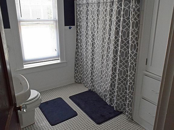 5th image of 1842 Linden Ave SE