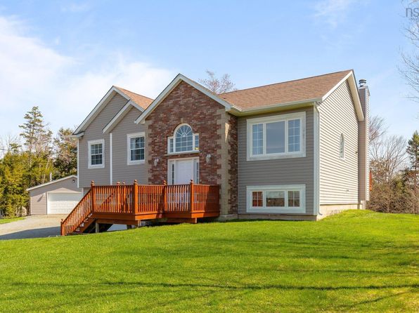309 Laurel Ridge Dr, Beaver Bank, NS B4G 1H7