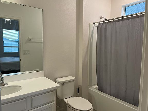 3rd image of 4495 Monado Dr