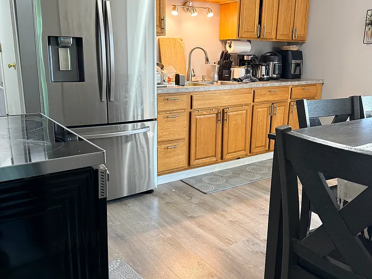 18 Lawton St #2 — Photo 7