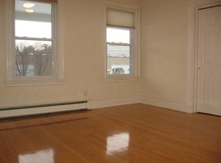 6 Cross St, Wellesley, MA 02482