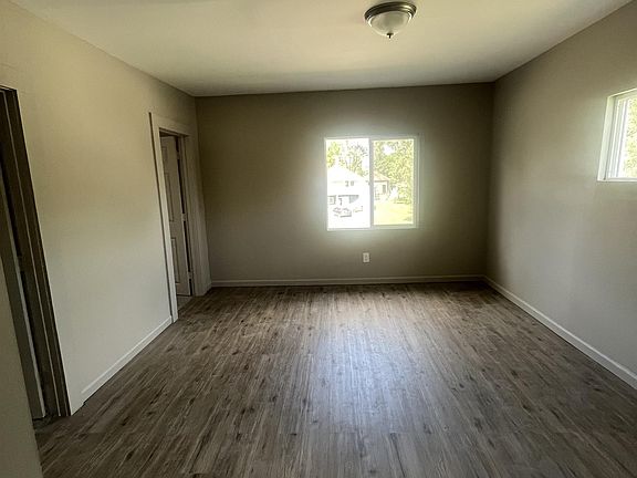 5th image of 32B E Rockwood Ave