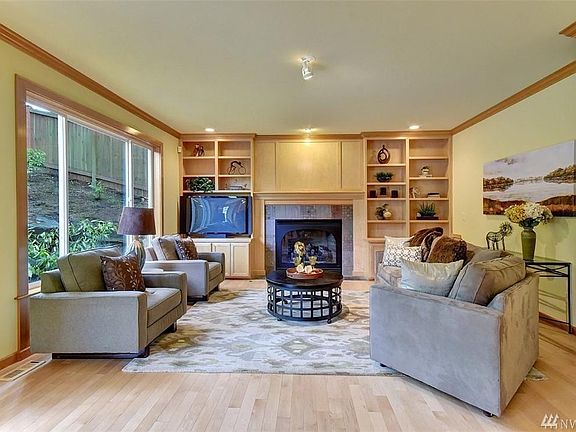 4th image of 9424 114th Ave NE