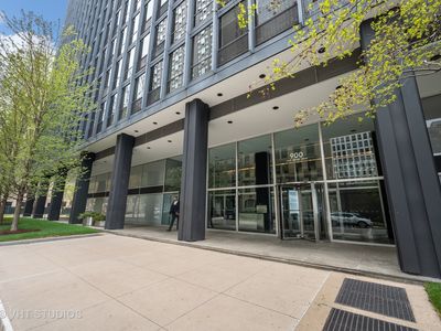 900 N Lake Shore Dr APT 2703, Chicago, IL, 60611