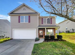 726 Overlook Rd, Lowell, NC 28098