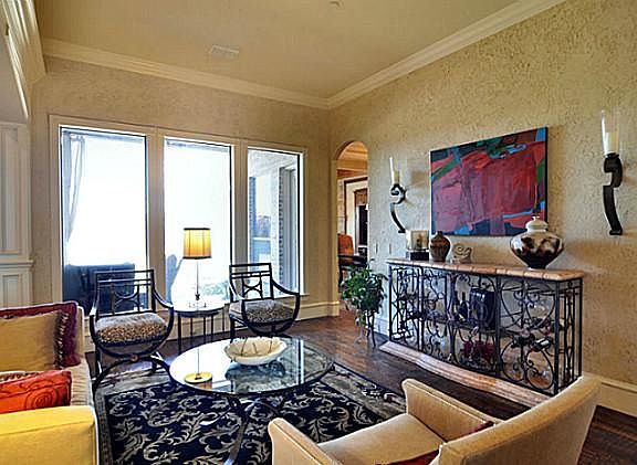 2nd image of 10377 Mountain Laurel Ln