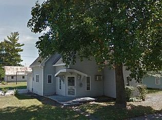601 S Walnut St, Fairmount, IN 46928