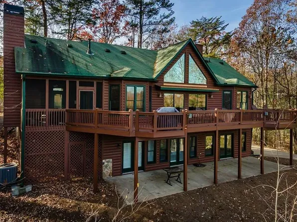 189 Trails End Rdg, Ellijay, GA 30540