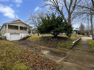 61 Eastholm Ave, Akron, OH 44312