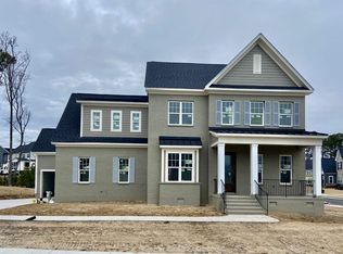 204 Chestnut Walk Dr, Apex, NC 27523