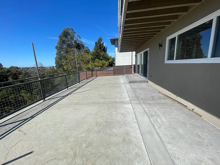 14615 Saturn Dr #B — Photo 10