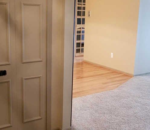 5th image of 42160 Woodward Ave Unit 2